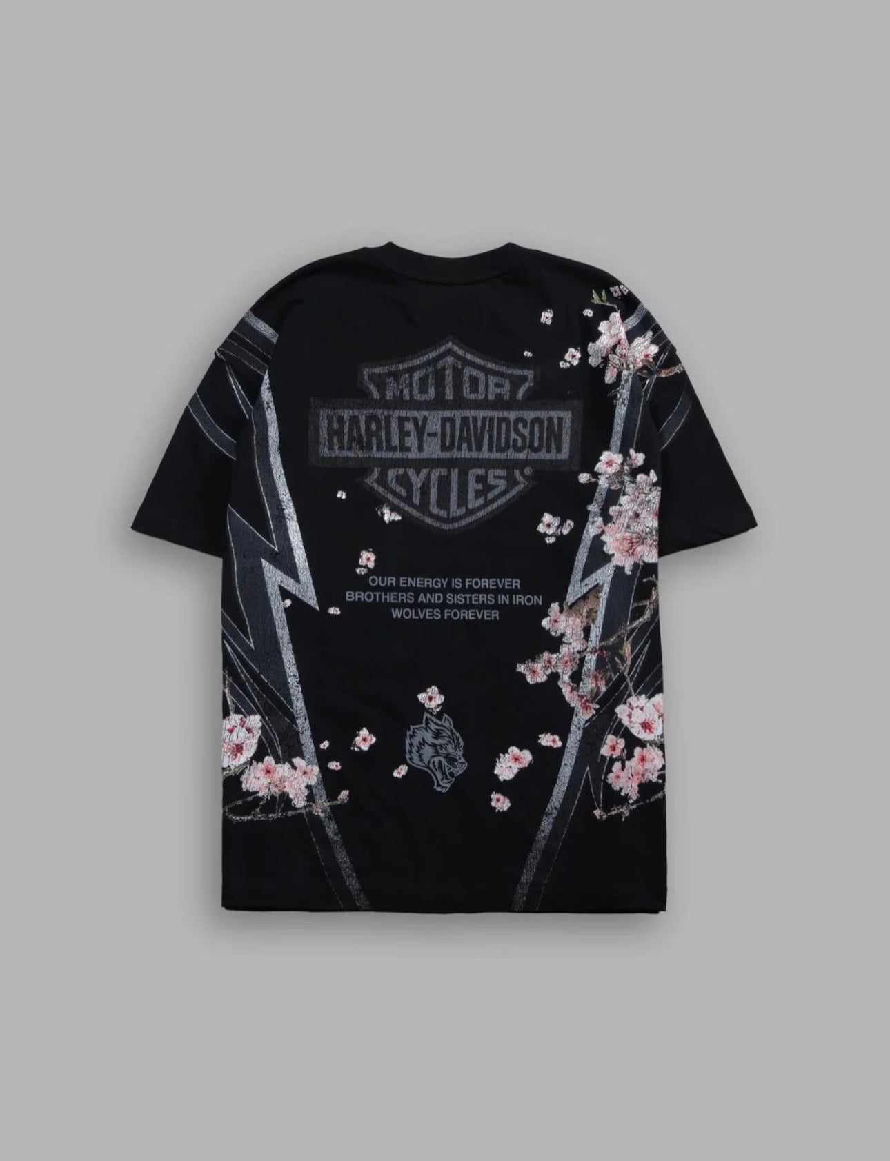 Iron Sakura Premium Tee in Black