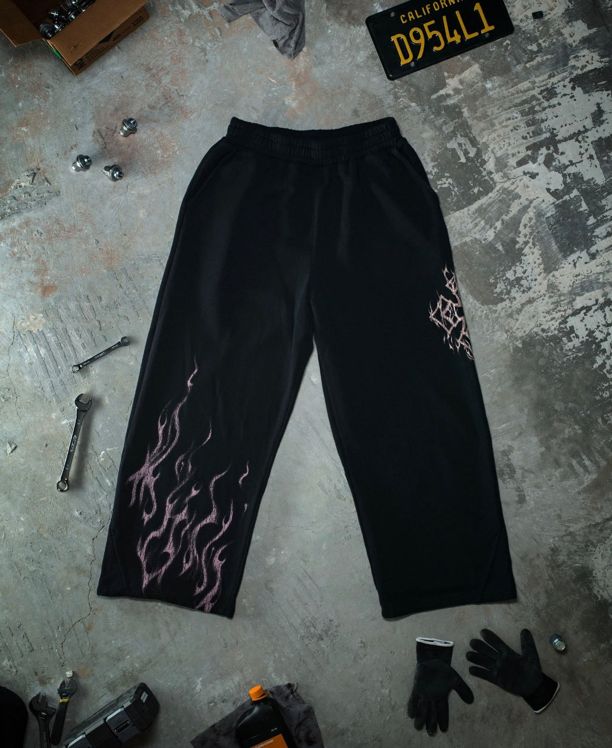 Ghost Sweats Pants Glossy Pink